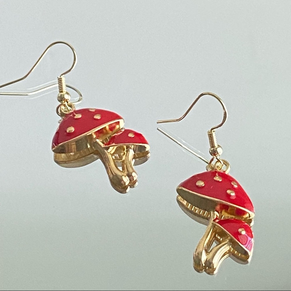Mushroom cottagecore red earrings